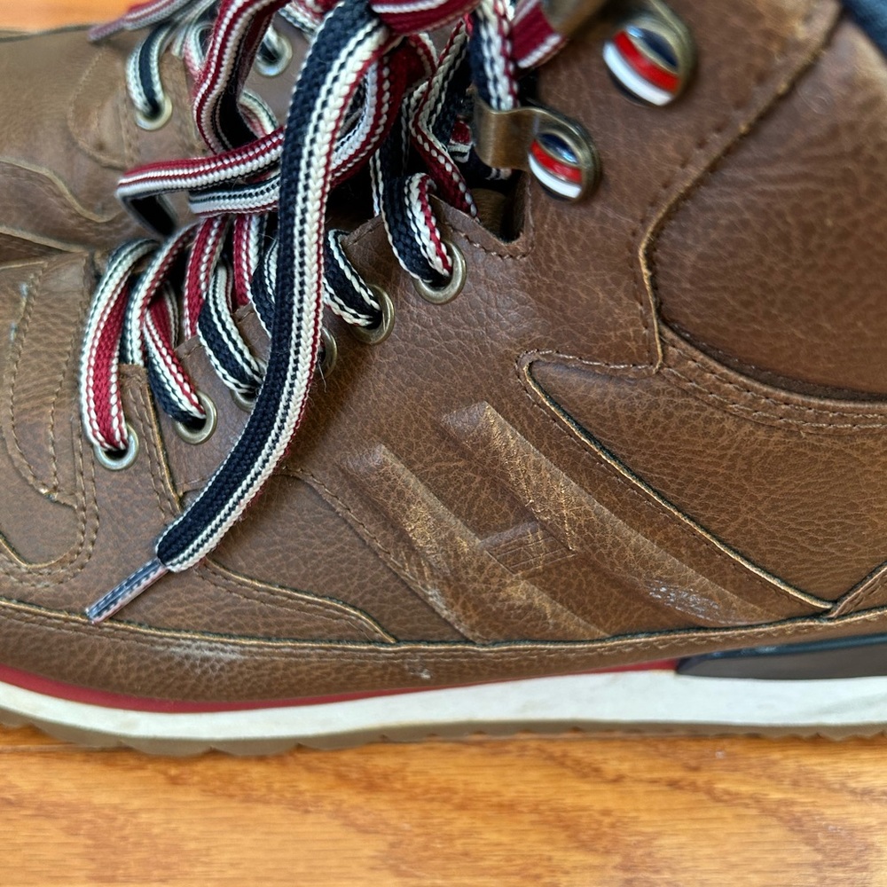 Tommy Hilfiger Men’s Leather Ankle Boot with Sneaker Sole - Picture 4 of 6